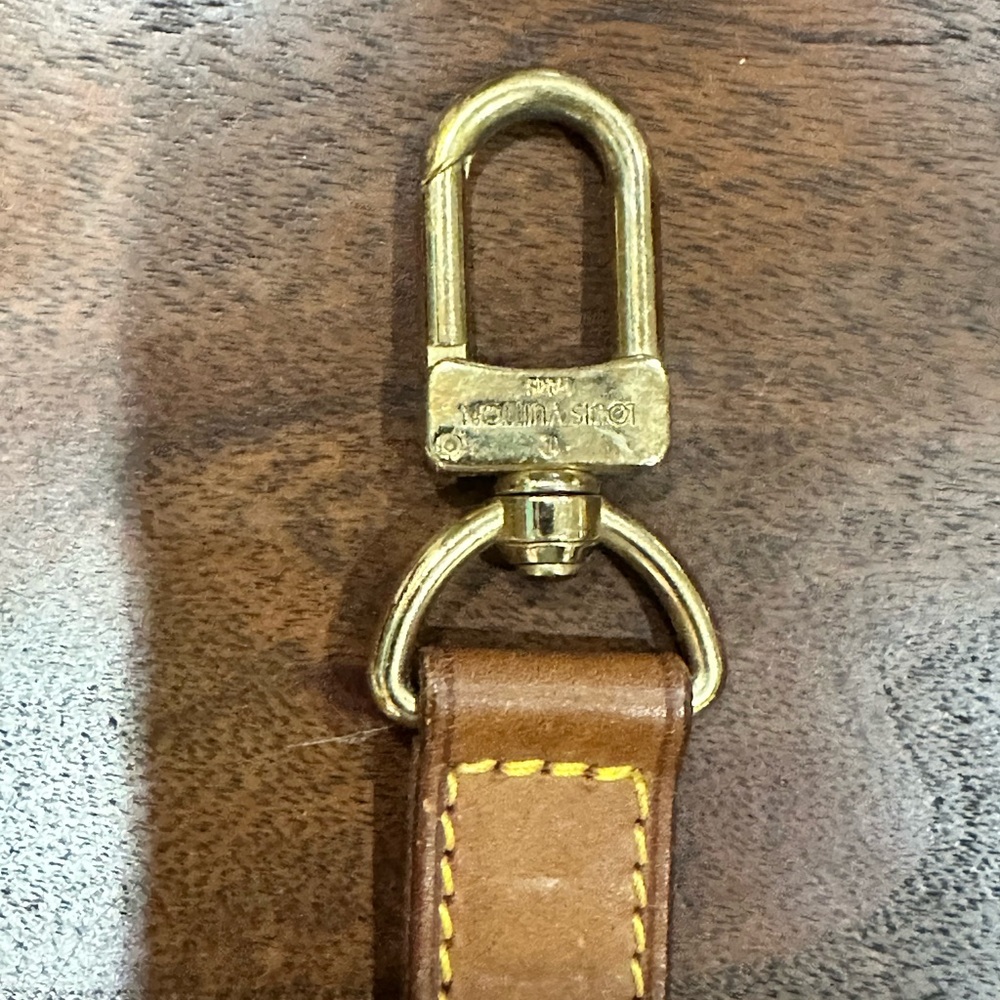 Louis Vuitton Brown Leather Strap with Gold Hardware - Picture 7 of 11